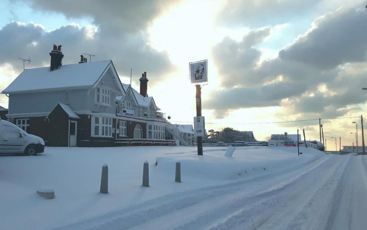 The Victory At Mersea เวสต์เมอร์ซี ภายนอก รูปภาพ