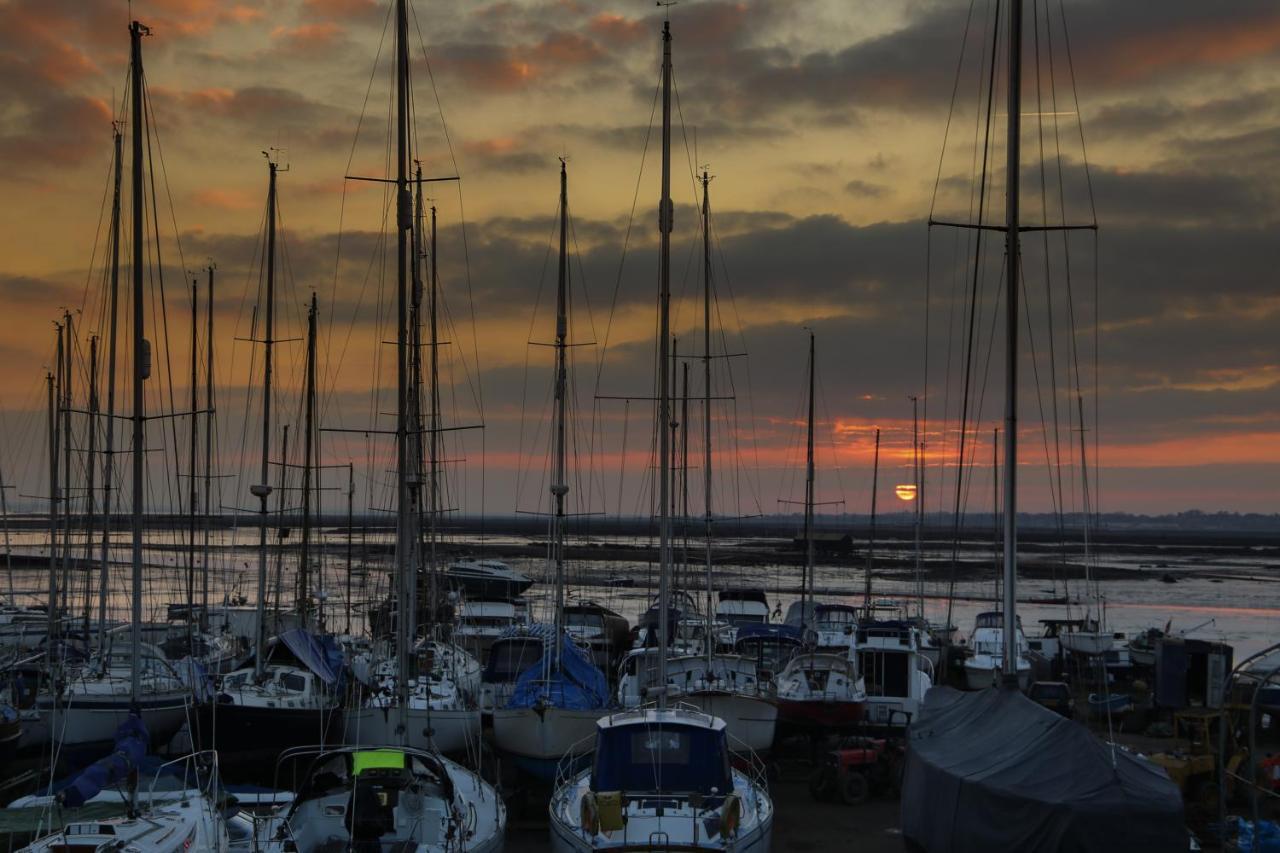 The Victory At Mersea เวสต์เมอร์ซี ภายนอก รูปภาพ